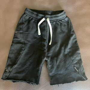 Nununu Black Elastic Waist Sweatshorts, Size 6-7